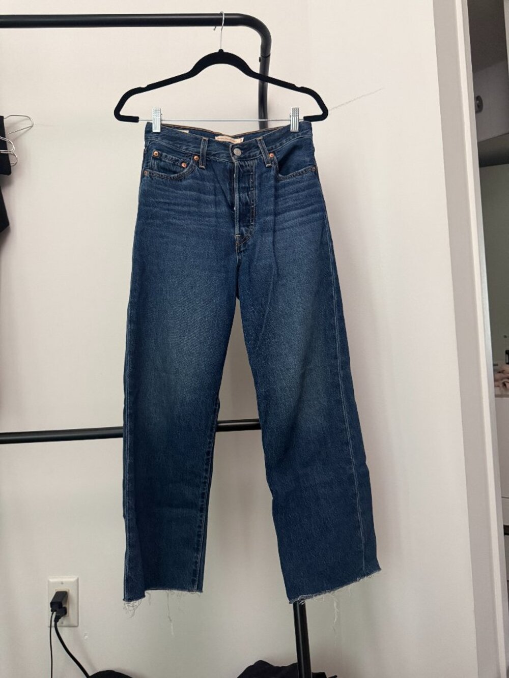 Levis Ribcage Straight Ankle Size 26